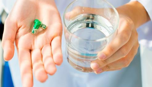 經常使用電子產品如何保護眼睛視力的技巧-易網健康<a href=http://www.jsjjzhkt.cn/jkys/ target=_blank class=infotextkey>養生</a>網 經常使用電子產品如何保護眼睛視力的技巧