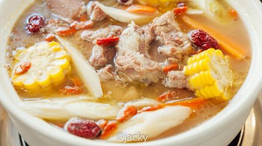 經(jīng)常喝銀耳對女性有什么保健效果