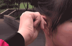 這一位置，拉的越大，腎就就越好，男人女人都合適