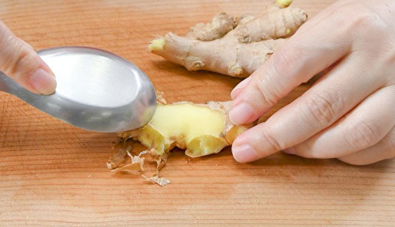 姜能溫里化濕！在家自制美味又養人姜油