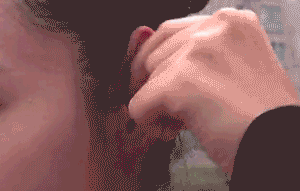 這一位置，拉的越大，腎就就越好，男人女人都合適