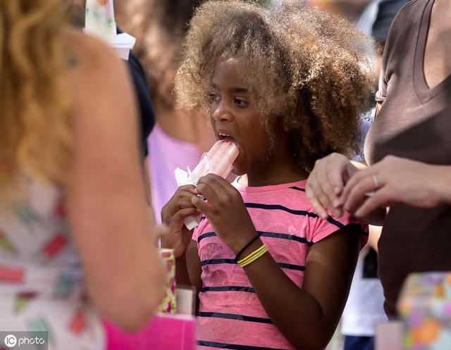 你一直在夏天喜愛做的事，會加劇濕氣，讀醫的從不碰