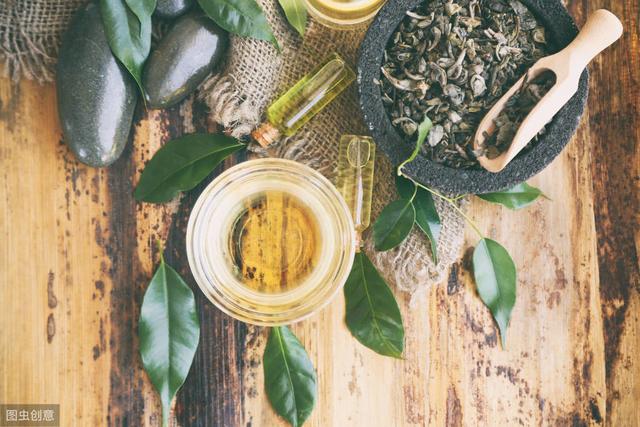 腸胃不好的人！多按這3個穴道加一油！若能堅持不懈1禮拜，會胃越變越好