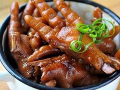 女士經(jīng)常吃鳳爪的弊端 鳳爪對女性的損害