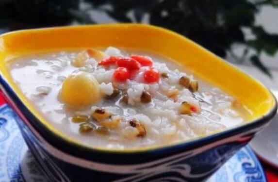 決明子茶粥的作用與功效 決明子茶粥的禁忌