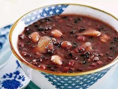 臘八粥的作法 臘八粥里放什么食物