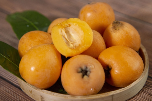 蝦和枇杷可以一起吃嗎 不適合吃蝦的人群