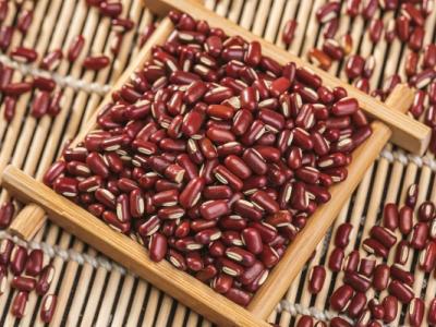 紅豆與赤小豆的好處 紅豆與赤小豆哪個(gè)祛濕效果好