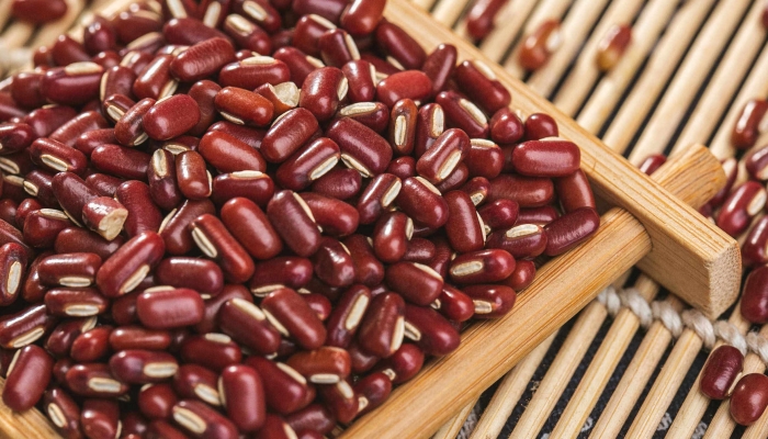 紅豆薏米是祛濕還是排濕 紅豆薏米水的具體做法-易網(wǎng)<a href=http://www.jsjjzhkt.cn/ target=_blank class=infotextkey>健康養(yǎng)生</a>網(wǎng) 紅豆薏米是祛濕還是排濕 紅豆薏米水的具體做法