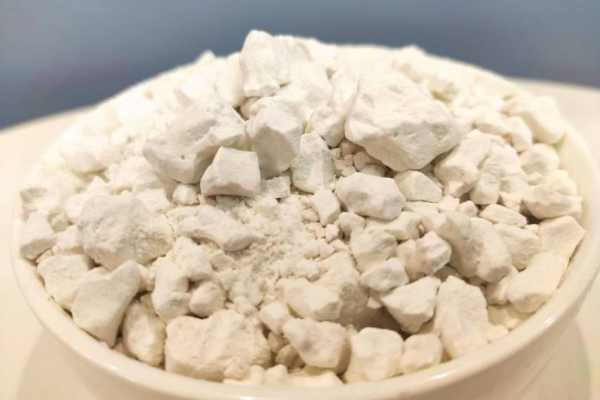 木薯怎么煮才沒有毒 白木薯可以直接煮熟吃嗎-易網健康<a href=http://www.jsjjzhkt.cn/jkys/ target=_blank class=infotextkey>養生</a>網 木薯怎么煮才沒有毒 白木薯可以直接煮熟吃嗎