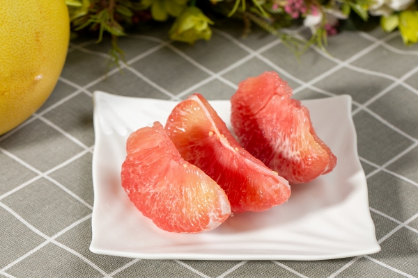 高血壓能不能吃柚子