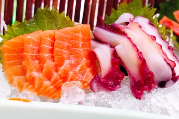 甲狀腺功能亢進(jìn)癥可以吃魷魚(yú)嗎