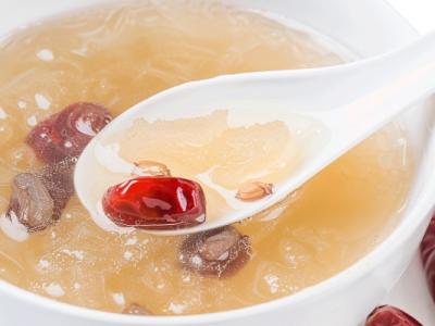 來月經能不能吃燕窩