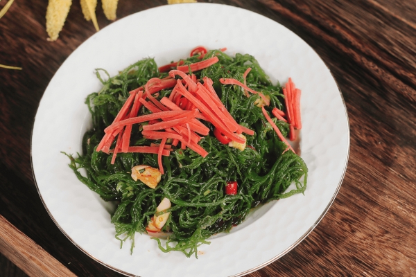 發菜的功效與作用、禁忌和食用方法-易網健康<a href=http://www.jsjjzhkt.cn/jkys/ target=_blank class=infotextkey>養生</a>網 發菜的功效與作用、禁忌和食用方法