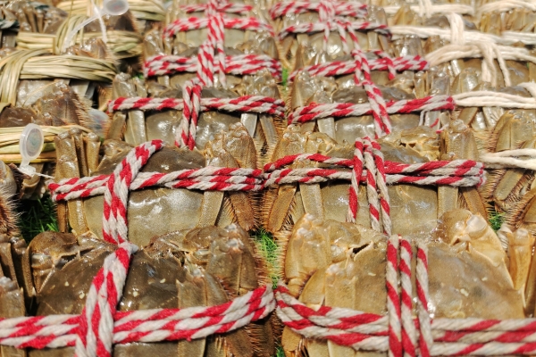 大閘蟹可以和羊肉一起吃嗎-易網<a href=http://www.jsjjzhkt.cn/ target=_blank class=infotextkey>健康養生</a>網 大閘蟹可以和羊肉一起吃嗎