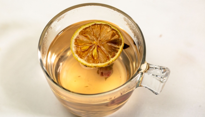 白露節氣喝白露茶是風俗嗎 白露茶的制作工藝-易網<a href=http://www.jsjjzhkt.cn/ target=_blank class=infotextkey>健康養生</a>網 白露節氣喝白露茶是風俗嗎 白露茶的制作工藝