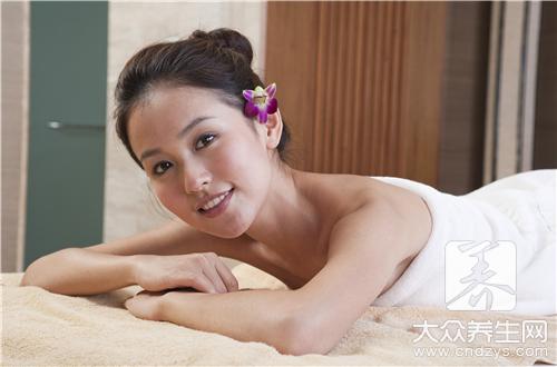 這樣“摸”她任何時刻都不會遭到拒絕                                            (4)