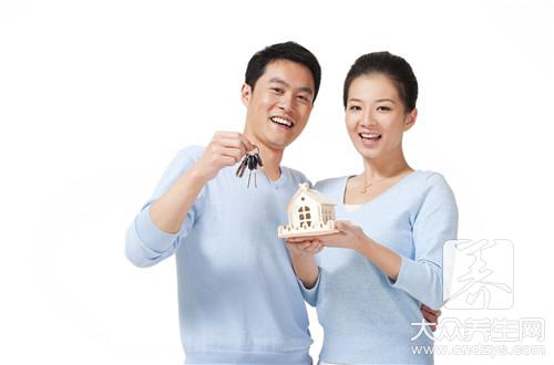 插進去一半帶點血絲是為什么? 插進去一半帶點血絲是為什么?