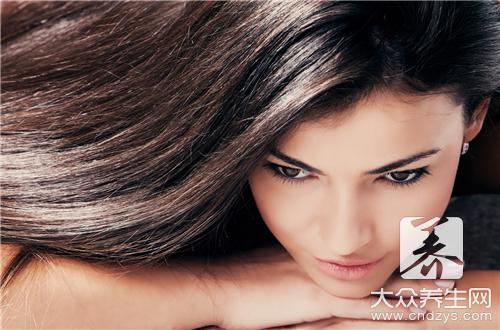 緊緊抓住兩“點”竟讓她爽到痙攣 緊緊抓住兩“點”竟讓她爽到痙攣