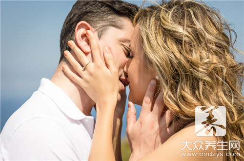 如何接吻更有感覺呢？這些技巧教給你