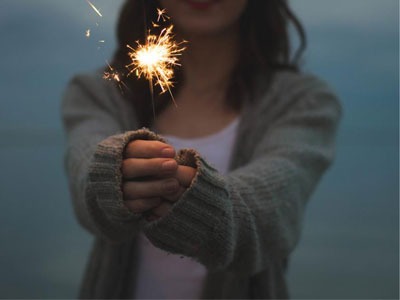 親熱太猛?當心身體吃不消 親熱太猛?當心身體吃不消