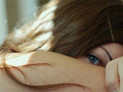 女性私處發(fā)黑的原因,是和性生活頻繁有關嗎?