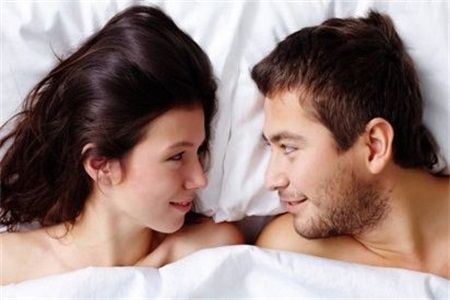 性生活多久一次最好？除了頻率，你需要注意的是性生活技巧