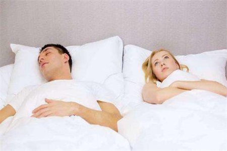 性生活多久一次最好？除了頻率，你需要注意的是性生活技巧