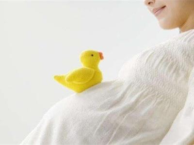 懷孕三個月可以同房嗎?夫妻性生活要注意孕期的三個階段