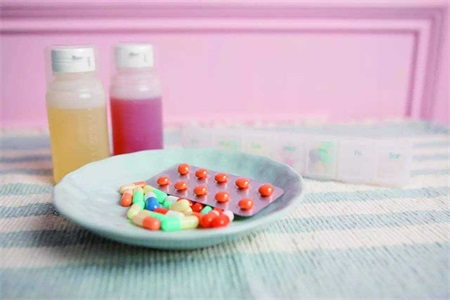 女性吃避孕藥不僅不會(huì)影響生育，竟有這么多好處你知道嗎