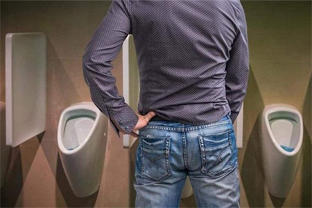 尿路感染是怎么引起的？這件羞羞事女性一定要引起重視