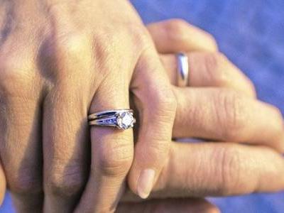 性生活多久一次較合理?性生活不和諧對女性有什么危害