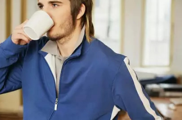 戒掉手浮早射會(huì)好嗎-易網(wǎng)健康<a href=http://www.jsjjzhkt.cn/jkys/ target=_blank class=infotextkey>養(yǎng)生</a>網(wǎng) 戒掉手浮早射會(huì)好嗎