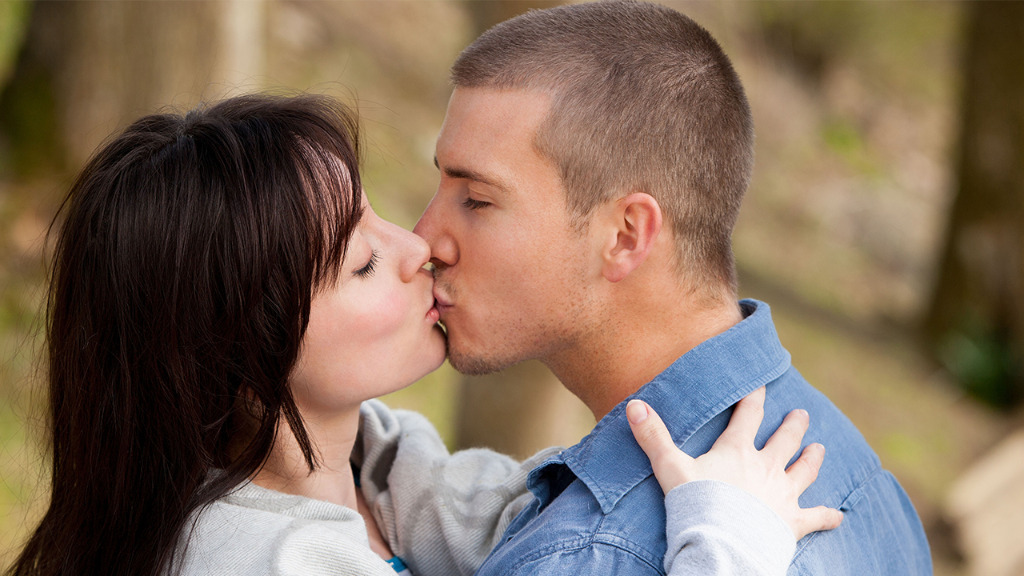 除了經期都能同房嗎?這幾個時期也要注意-易網健康<a href=http://www.jsjjzhkt.cn/jkys/ target=_blank class=infotextkey>養生</a>網 除了經期都能同房嗎?這幾個時期也要注意