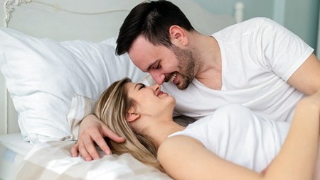 夫妻性生活的最佳時間?7分鐘滿意度最高-易網健康<a href=http://www.jsjjzhkt.cn/jkys/ target=_blank class=infotextkey>養生</a>網 夫妻性生活的最佳時間?7分鐘滿意度最高