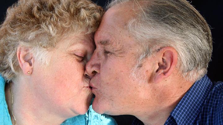 哪種性愛體位最刺激 臀背位性交技巧你學會了嗎