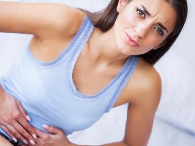 她和閨蜜室友的大姨媽同步了 大姨媽也傳染？