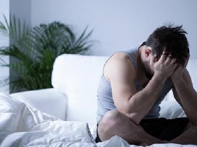 男孩第一次遺精家長該怎么辦? 男孩初次遺精代表什么?