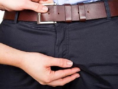 男孩幾歲遺精屬于正常情況 男孩14歲到18歲遺精屬于正常情況