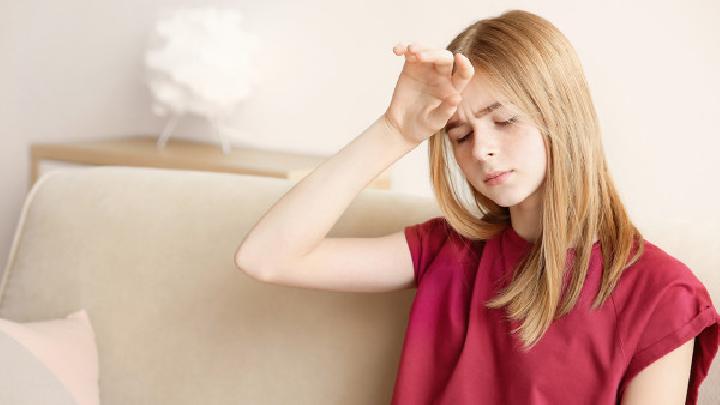 女性更年期的癥狀有哪些 女人出現8種癥狀說明更年期到了-易網<a href=http://www.jsjjzhkt.cn/ target=_blank class=infotextkey>健康養生</a>網 女性更年期的癥狀有哪些 女人出現8種癥狀說明更年期到了