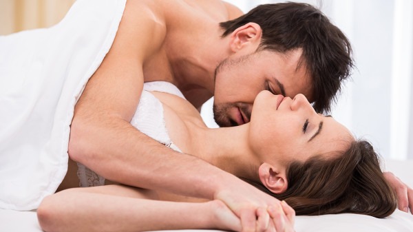 女性高潮時為什么會抽搐？性生活中身體抖動怎么回事?