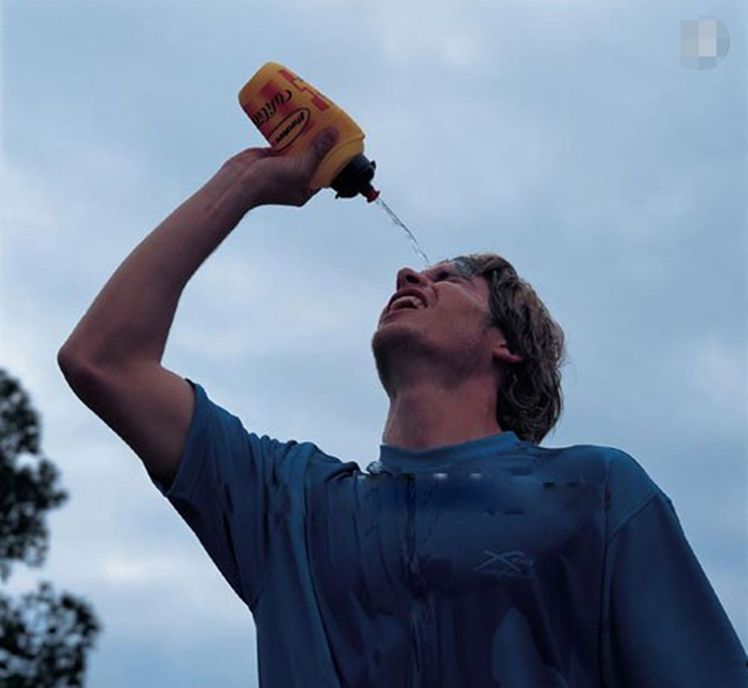 你竟然連水都不會(huì)喝？4點(diǎn)喝水小常識讓你喝水的同時(shí)也能減肥