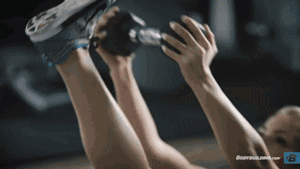 王子文身體超柔軟，不愧是瑜伽大師，最后一張常人都不做到