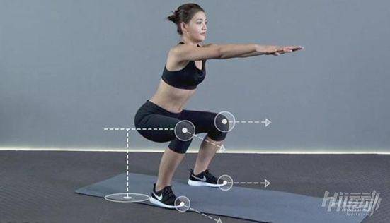 奔5女神愛健身，不說還以為是少女，與小鮮肉姐弟戀