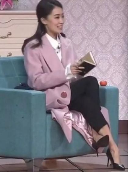 健身計(jì)劃落空還要胖過賈玲，一腿成名的張小斐怎么了？