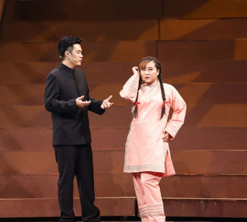 35歲中年肥的賈玲瘦身秘訣，是什么讓她瘦到錐子臉大眼睛？