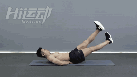 21歲女孩健身3年時間，擁有性感身材卻遭質疑是整形