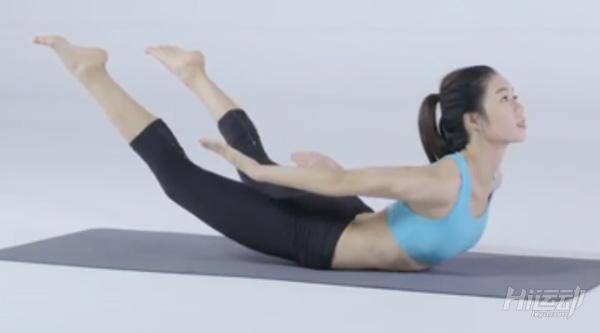 10個動作睡前瑜伽！舒經活血驅除每天疲勞