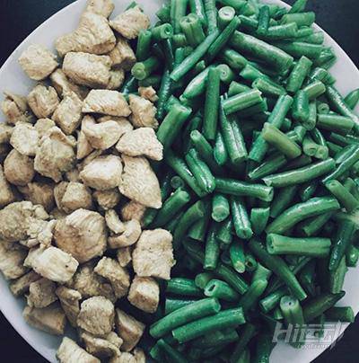 新的一年，祝你跟這個小伙一樣：減肥上癮