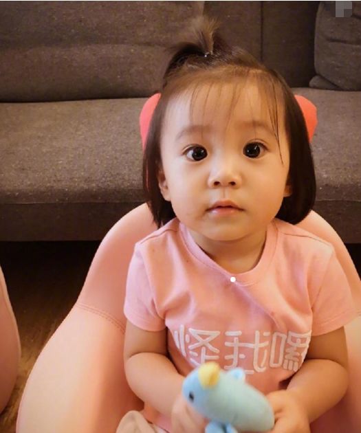 賈靜雯女兒咘咘變身健身小能手，小孩運動該注意哪4點？